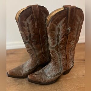 Vintage Corral Boots. Size 8 women.
